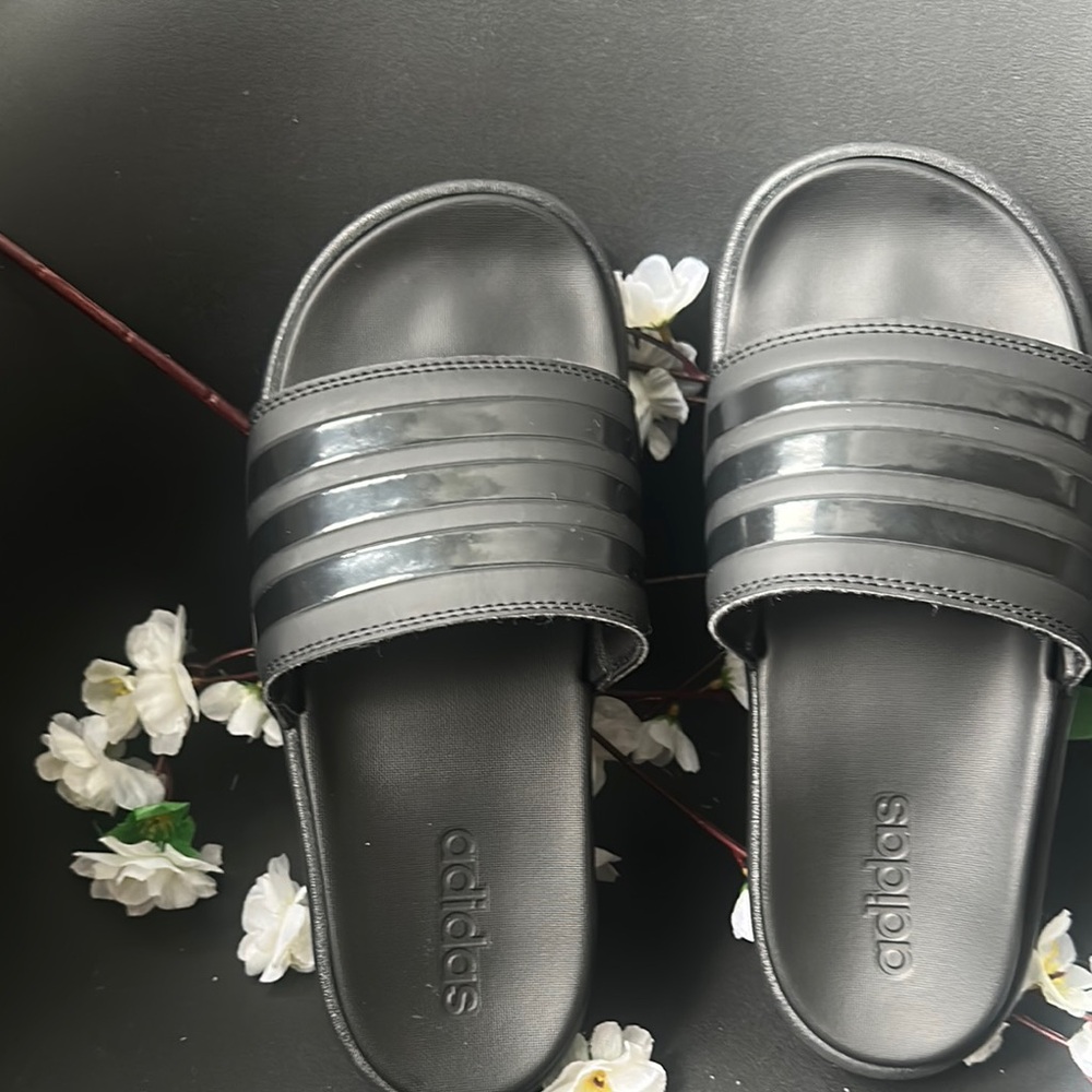 Adidas Platform Black Slide Sandals Modern Minimalist Design, So comfy - Picture 3 of 5